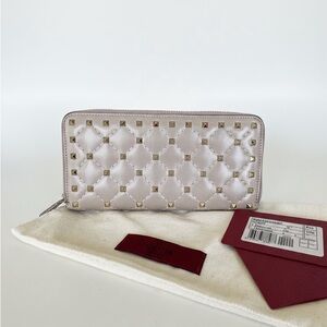 Valentino Garavani Rockstud Spike Quilted Wallet Metallic Blush